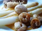 Rezept: Spargel an Jakobsmuschel und Garnelen Spargel an Jakobsmuschel und Garnelen - Rezept