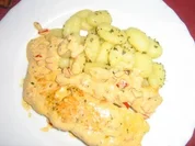 Lachsfilet mariniert an Gnocchies mit Zitronen Paprikasoße - Rezept