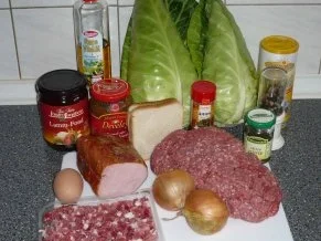 Rezept: Rouladen vom Spitzkohl mit Hackfleisch und Kasselerwürfeln Bild Nr. 2 Rouladen vom Spitzkohl mit Hackfleisch und Kasselerwürfeln - Rezept - Bild Nr. 2