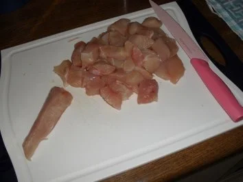 Rezept: Wok-Pfanne mit Knobi-Hähnchen, Möhren, Chinakohl, Frühlingszwiebel und Cocktailtomaten Bild Nr. 2 Wok-Pfanne mit Knobi-Hähnchen, Möhren, Chinakohl, Frühlingszwiebel und Cocktailtomaten - Rezept - Bild Nr. 2