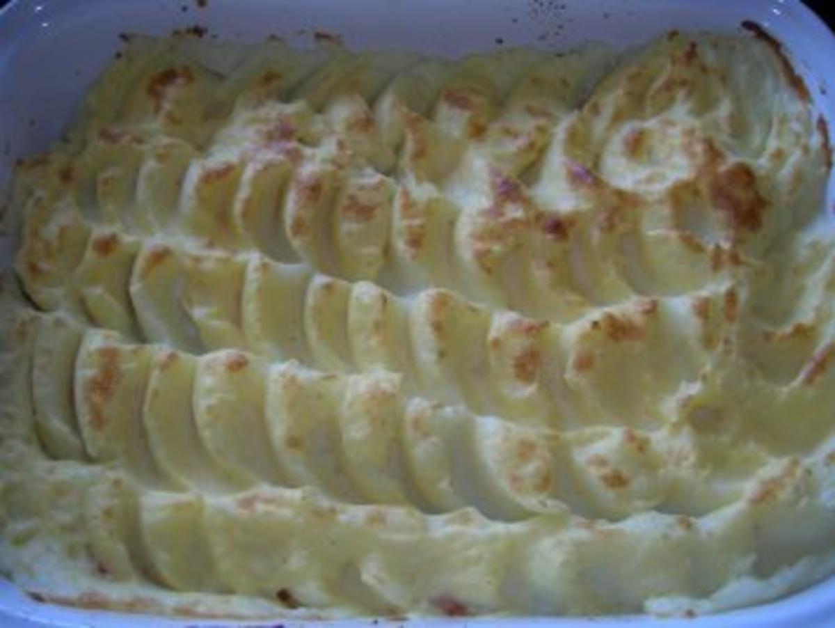 Hackfleisch mit Karotten unter der Kartoffelhaube - Rezept - Bild Nr. 3