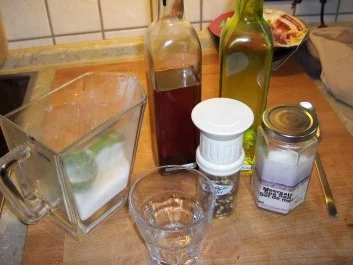 Rezept: Noch ne Variante Wurstsalat mit Fotos Bild Nr. 2 Noch ne Variante Wurstsalat mit Fotos - Rezept - Bild Nr. 2