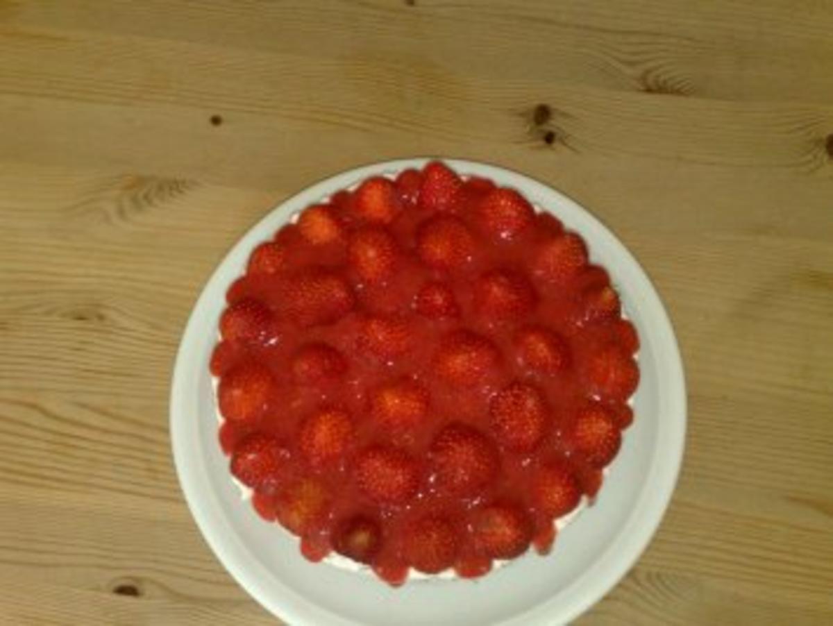 Kuchen/Torten - Erdbeertorte - Rezept - Bild Nr. 2