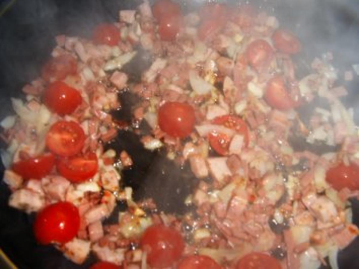 Kräuter- Tomaten - Bandnudeln - Rezept - Bild Nr. 3