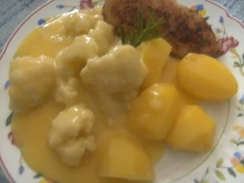 Rezept: Blumenkohl mit Holländischer Soße ( Ein altes DDR Rezept ) und Blumenkohl mit Holländischer Soße ( Ein altes DDR Rezept ) und - Rezept