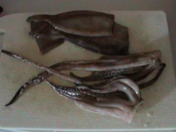 Pikanter Tintenfisch-Eintopf - Rezept