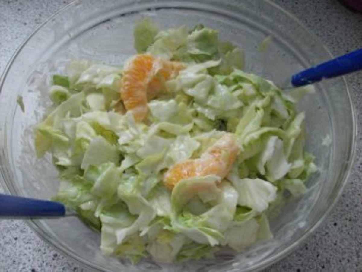 deftige Schaschlikspieße mit fruchtigem Joghurt-Eisberg-Salat - Rezept - Bild Nr. 9