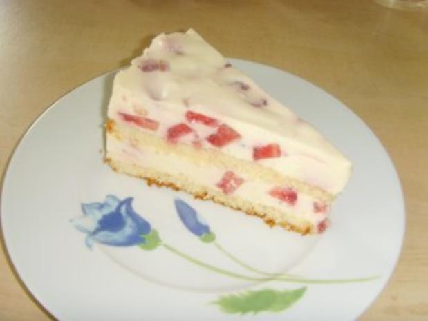Erdbeer-Eierlikör-Torte - Rezept mit Bild - kochbar.de