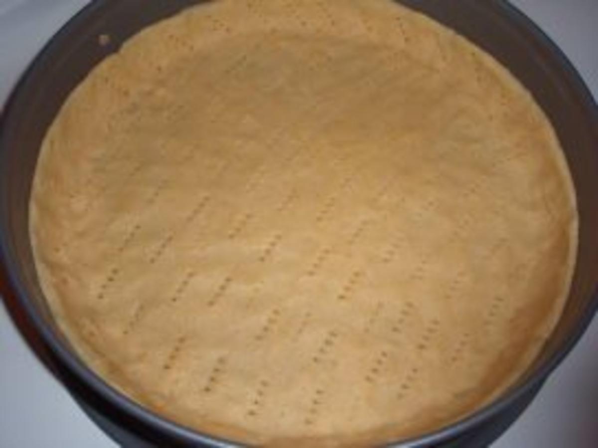 Torte: Rhabarber-Creme-Torte - Rezept - Bild Nr. 2