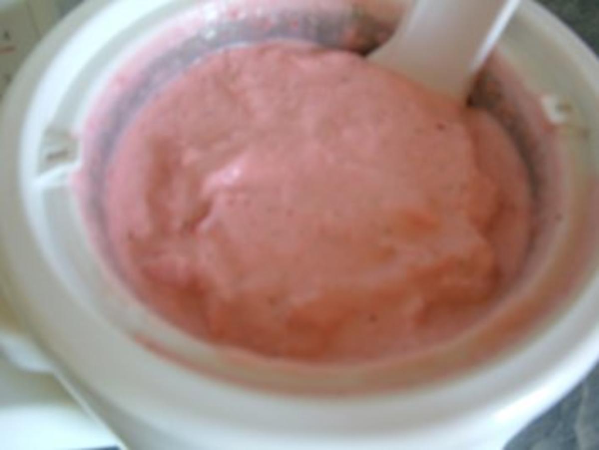 Eis-Erdbeer-Joghurt - Rezept - Bild Nr. 6