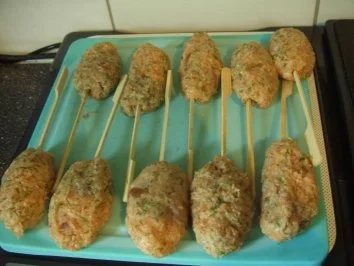 Rezept: Lachs-Brot-Spiessli Bild Nr. 9 Lachs-Brot-Spiessli - Rezept - Bild Nr. 9