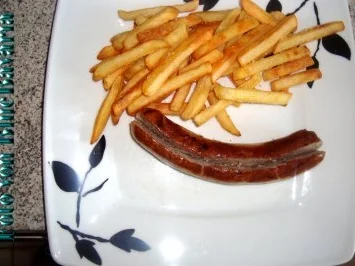 Wurstküche: Brigittes Currywurst 1 - Rezept - Bild Nr. 3