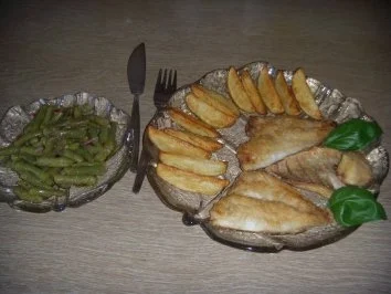 Doradenfilets mit Kartoffelspalten und Bohnensalat - Rezept