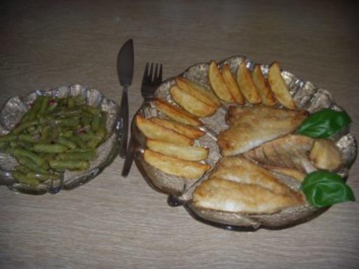 Doradenfilets mit Kartoffelspalten und Bohnensalat - einfach - 88 kcal/100g Doradenfilets mit Kartoffelspalten und Bohnensalat - einfach - 88 kcal/100g