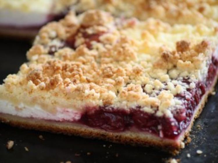 Kirschkuchen mit Marzipan Streusel - einfach - von Erdbeere76