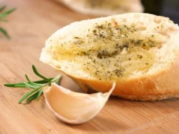 Piri-Piri Butter mit Knoblauch - auf portugiesisch "Manteiga com Alho-Piri-Piri" - Rezept