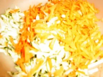 Camenbert-Zuccini-Möhren -Souffle - Rezept - Bild Nr. 3