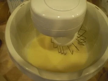 Rezept: Sommerduft-Muffins - Orangenblüte, Lavendel und Aprikose Bild Nr. 2 Sommerduft-Muffins - Orangenblüte, Lavendel und Aprikose - Rezept - Bild Nr. 2