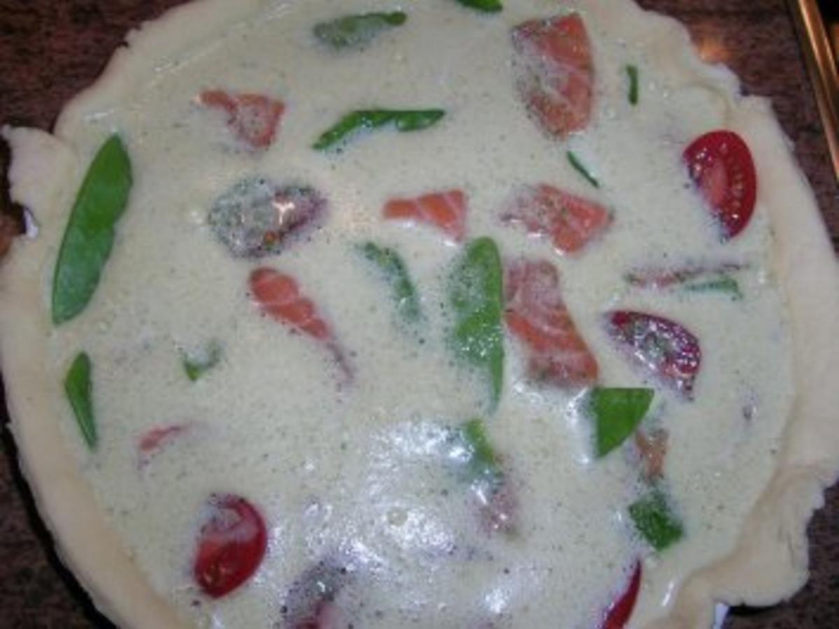 Lachs Kräuter Quiche - einfach - von rowiwo Lachs Kräuter Quiche - einfach - von rowiwo