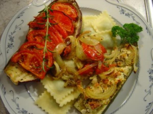 Aubergine und Gurke mit Feta überbacken - Rezept - kochbar.de