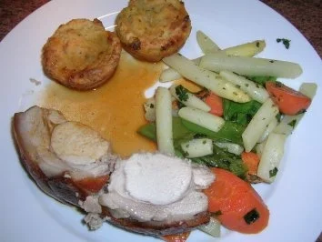 Spanferkelrücken an Frühlingsgemüse mit leckerer Biersauce  - eine kleine Leckerei - - Rezept - Bild Nr. 12