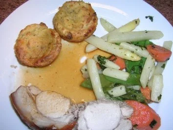 Spanferkelrücken an Frühlingsgemüse mit leckerer Biersauce  - eine kleine Leckerei - - Rezept - Bild Nr. 2