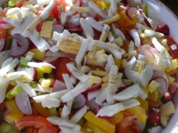 Rezept: Reste-Reste-Schicht-Salat Bild Nr. 18 Reste-Reste-Schicht-Salat - Rezept - Bild Nr. 18