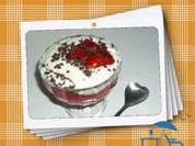 Stracciatella-Creme mit Himbeeren - Rezept