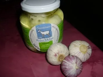 Rezept: Ziegenfrischkäse mit Knoblauch.. Bild Nr. 2 Ziegenfrischkäse mit Knoblauch.. - Rezept - Bild Nr. 2