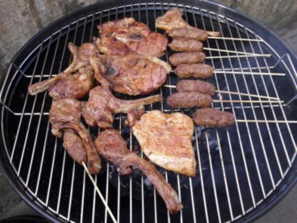 Kebab-Spieß aus Rinderhack mit Tzaziki mit Minze siehe KB - Rezept - Bild Nr. 6