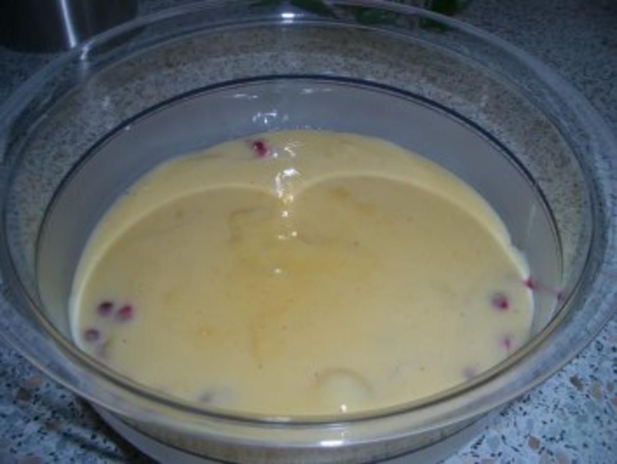 gefrorene Beeren unter Vanillepudding - Rezept - Bild Nr. 2