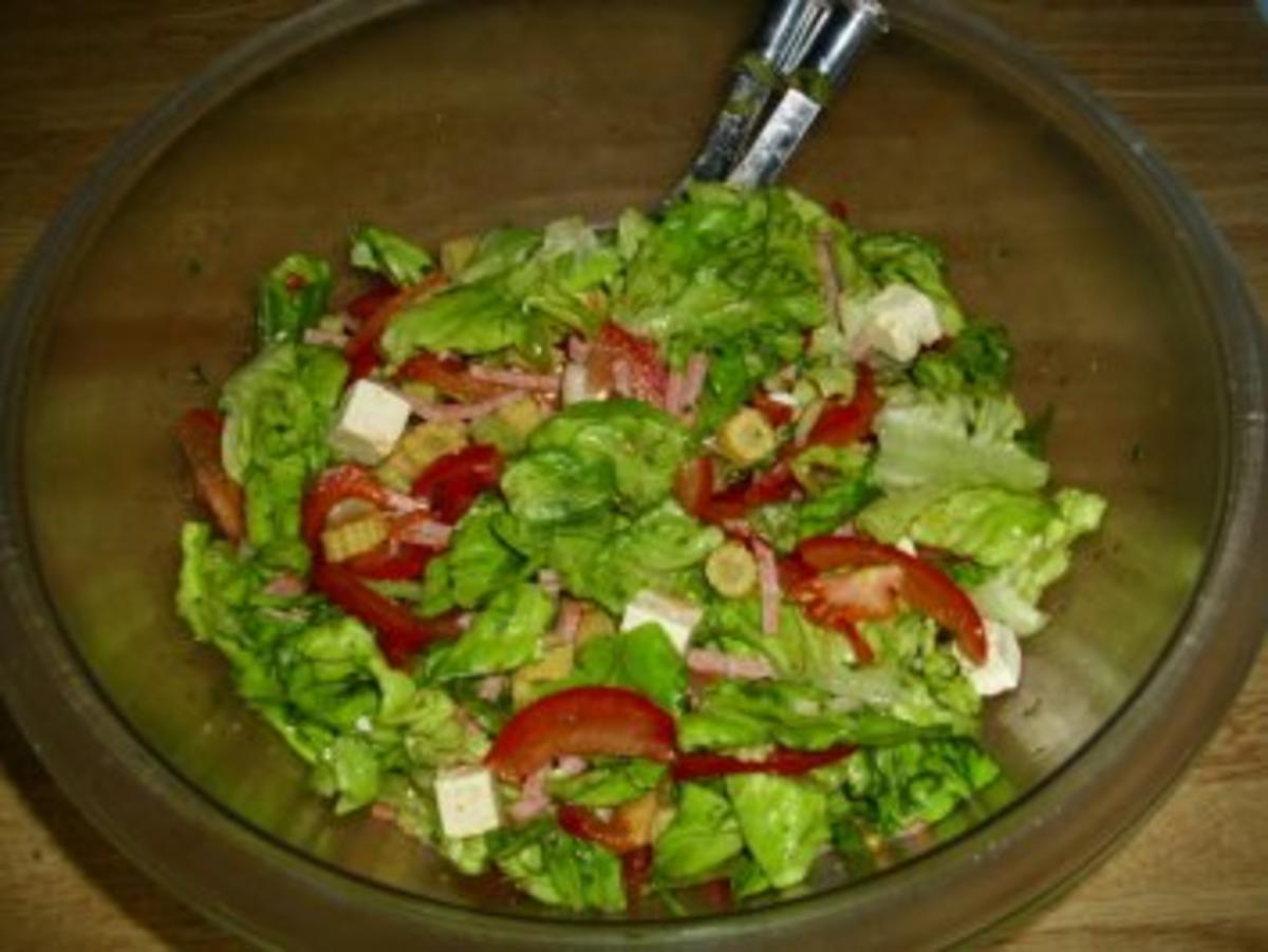 Gemischter Salat mit Wurst - Rezept