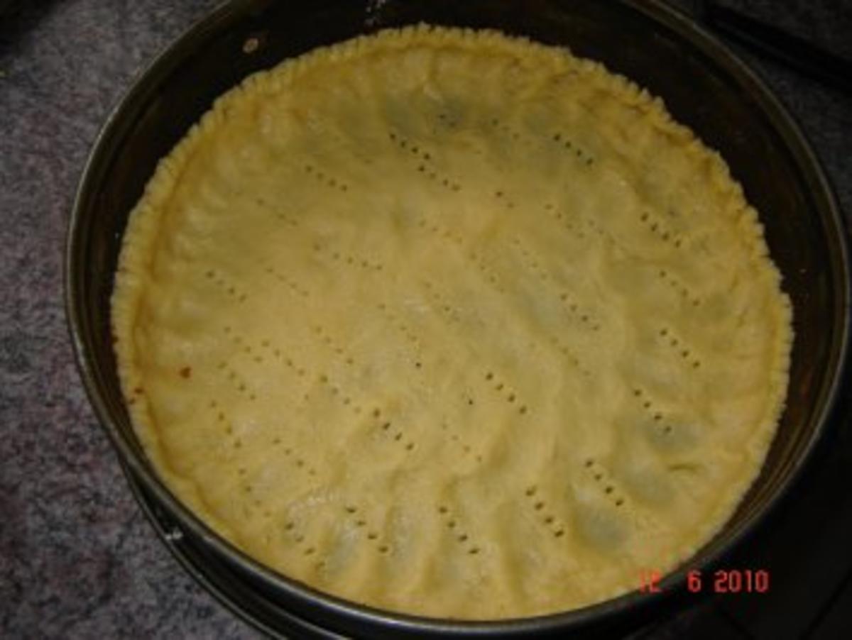 Kuchen + Torten : Saftiger Rhabarberkuchen - Rezept - Bild Nr. 5