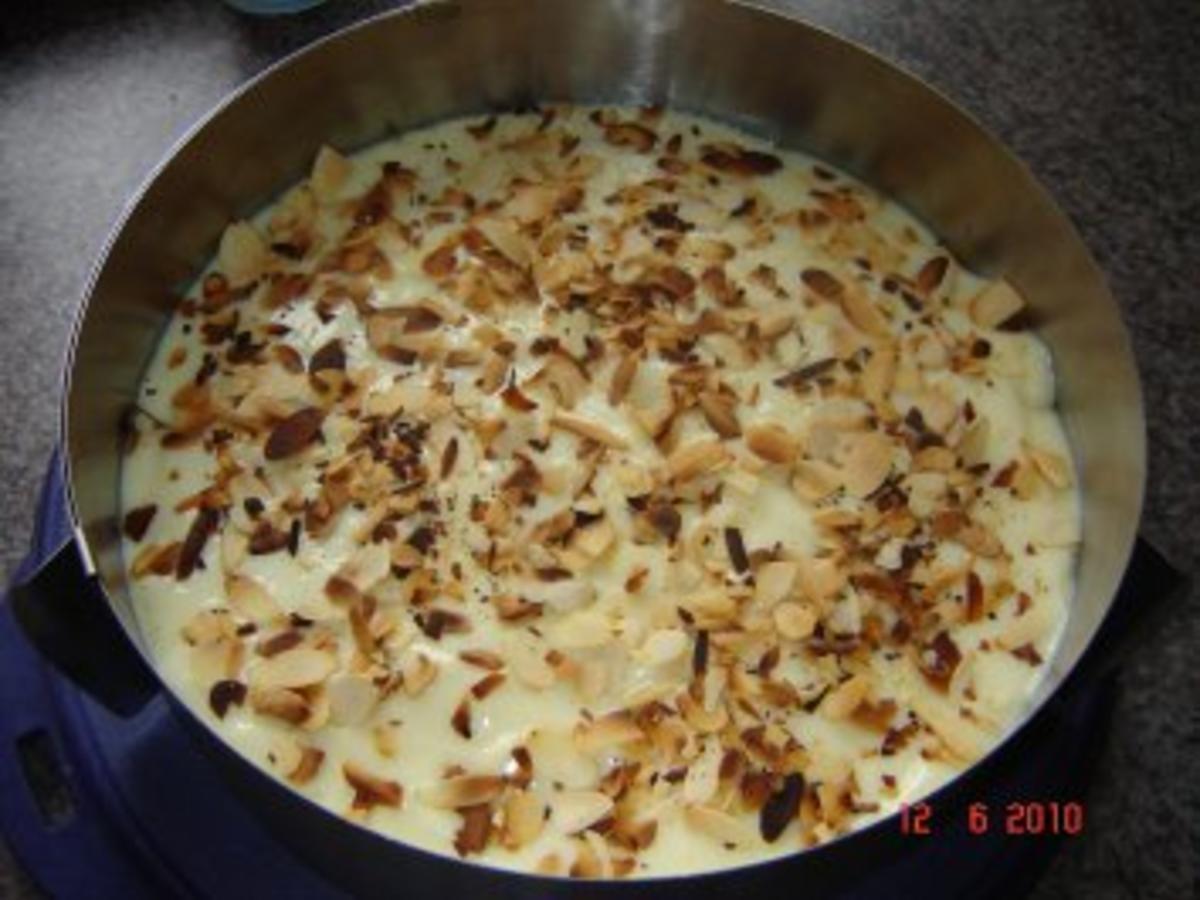 Kuchen + Torten : Saftiger Rhabarberkuchen - Rezept - kochbar.de