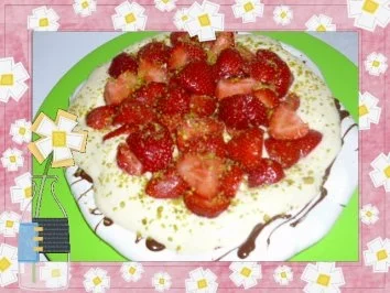 Erdbeer-Pavlova mit Vanillequark - Rezept