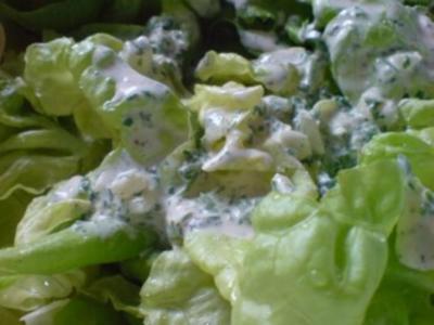 Kopfsalat mit Sahnesoße - Rezept