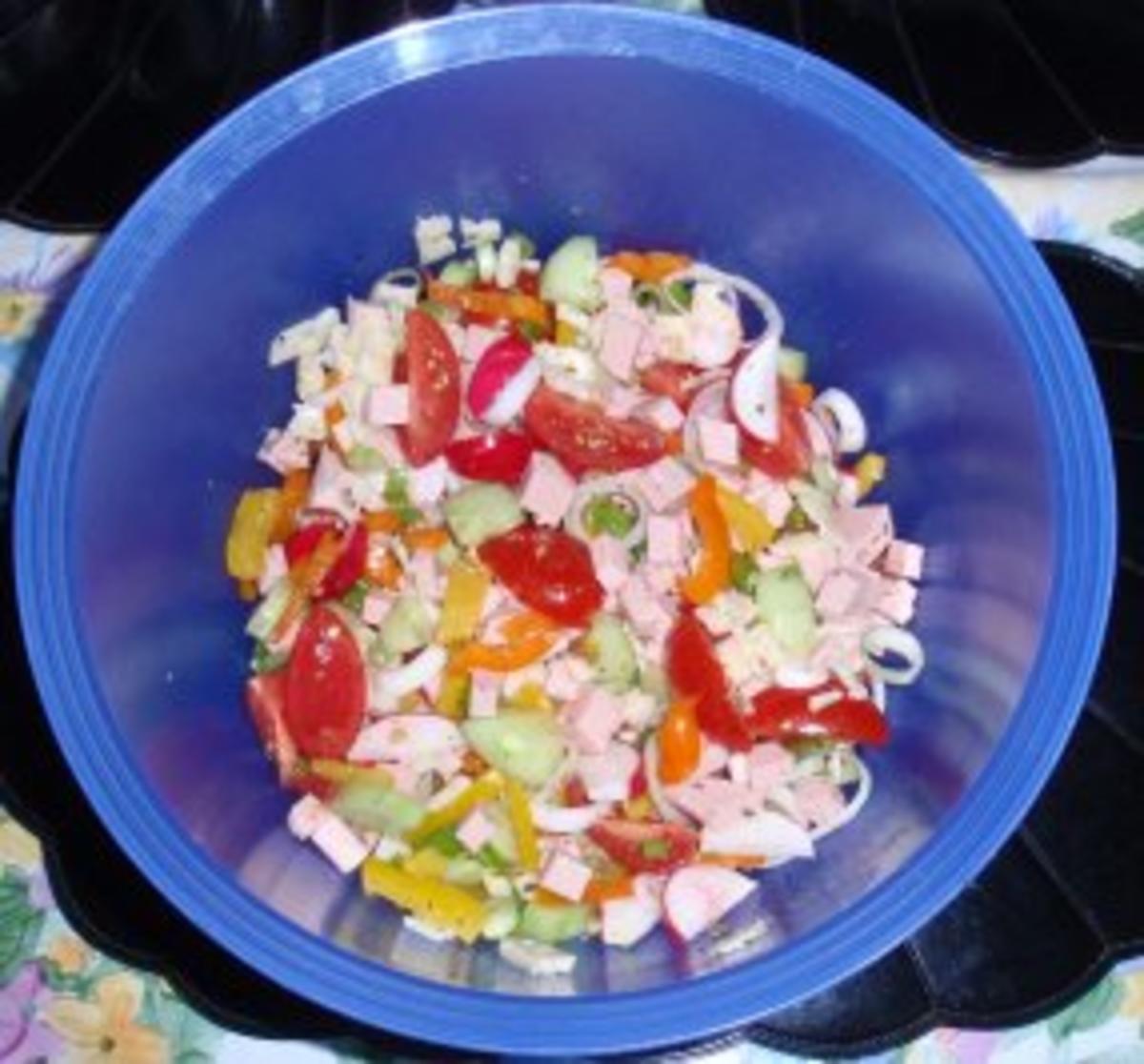 Erfrischender Nudel-Salat - Rezept - Bild Nr. 3