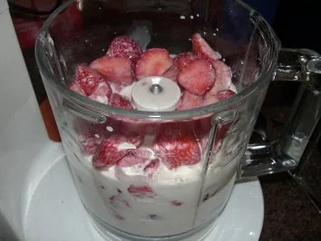 Eis:  ERDBEER - SAHNE - Rezept - Bild Nr. 4