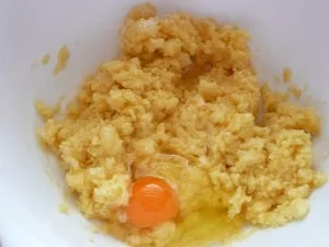 Rezept: Luftige Windbeutel und Eclairs mit Erdbeercreme Bild Nr. 10 Luftige Windbeutel und Eclairs mit Erdbeercreme - Rezept - Bild Nr. 10