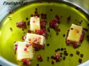 Rezept: Parmesan-Pfeffer-Öl Parmesan-Pfeffer-Öl - Rezept