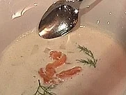 Rezept: Apfelschaumsuppe mit Lachsstreifen Apfelschaumsuppe mit Lachsstreifen - Rezept