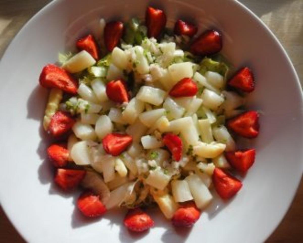 Erdbeer-Spargel-Salat - Rezept