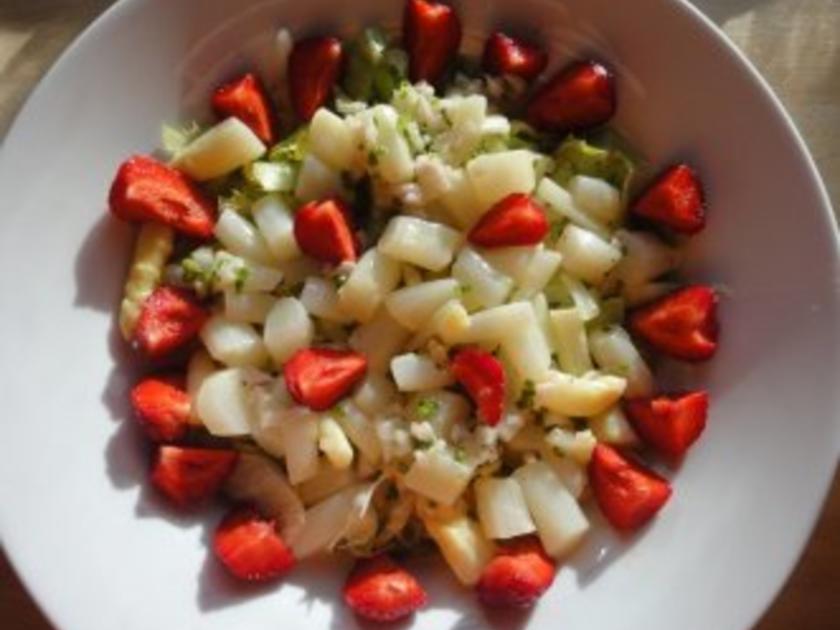 Erdbeer-Spargel-Salat - Rezept mit Bild - kochbar.de