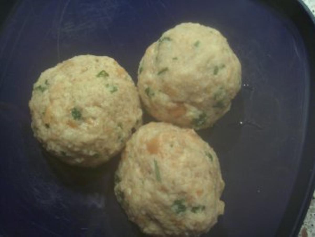 Weckknepp   (Semmelknödel) - Rezept - Bild Nr. 2