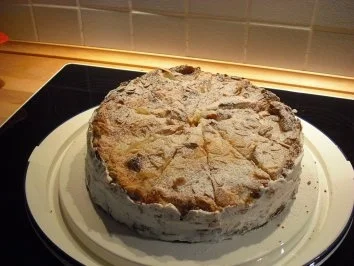 Rezept: Himmlische Rhabarbertorte Himmlische Rhabarbertorte - Rezept