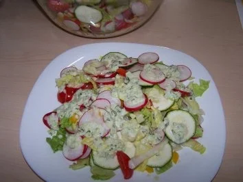 Sommersalat mit Avocadodressing - Rezept - Bild Nr. 7
