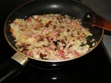 Stampfkartoffeln mit Speck und Zwiebeln, und Buttermilch   Für Göga mit Joghurt - Rezept - Bild Nr. 3