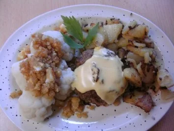 Gynie,s Beefsteak gefüllt mit Ei,überbacken mit Sauce Hollandaise - Rezept
