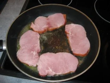 Rezept: Kartoffel-Kasseler-Auflauf Bild Nr. 7 Kartoffel-Kasseler-Auflauf - Rezept - Bild Nr. 7