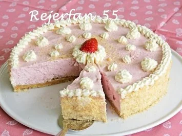 Rezept: Erdbeer-Philadelphia-Kühlschranktorte Bild Nr. 2 Erdbeer-Philadelphia-Kühlschranktorte - Rezept - Bild Nr. 2